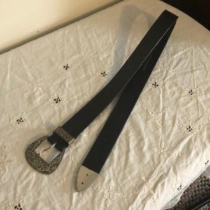 Women’s Genuine Italian Leather Silpada Belt.